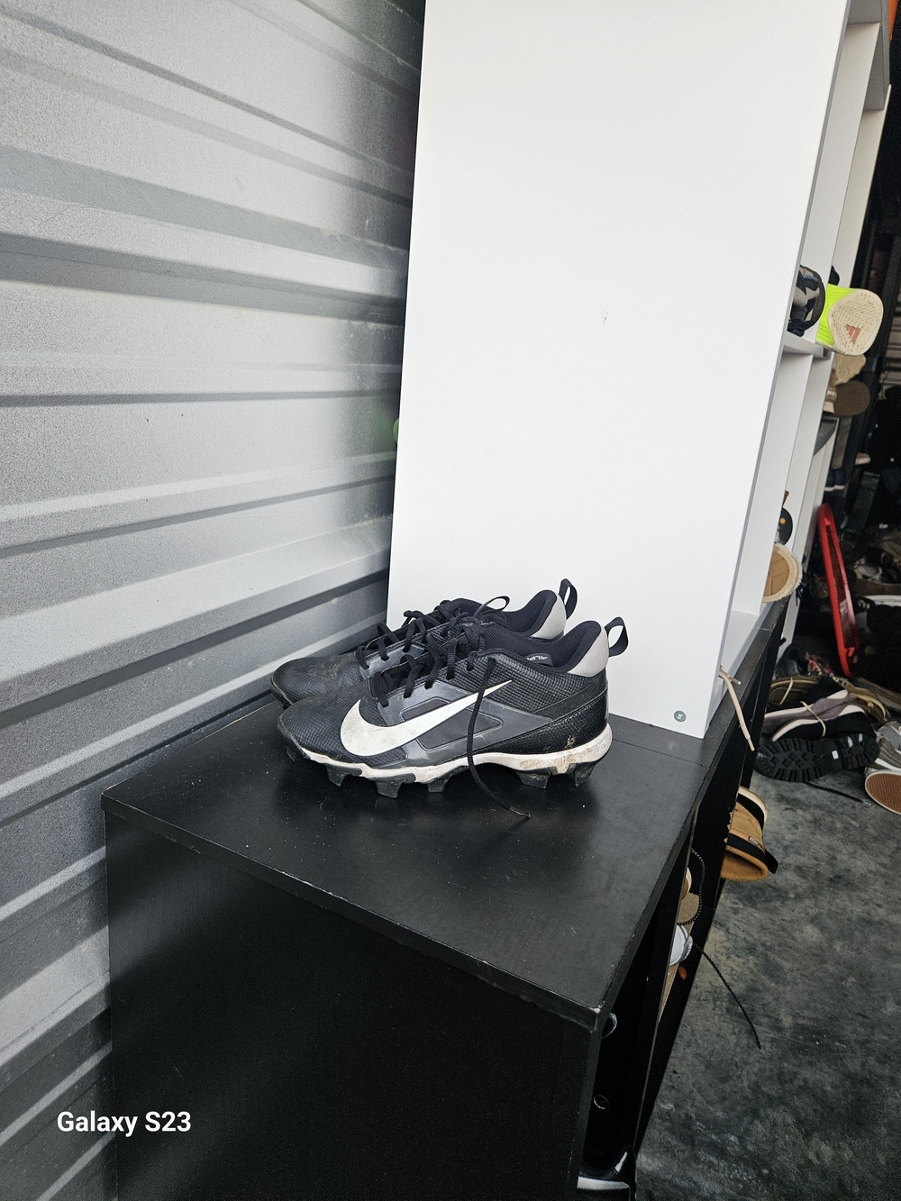 Nike Alpha Menace 4 Shark Football Cleats Men’s Size 9 Black White FN0028-001